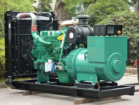 马龙710kw康明斯柴油发电机组图片 马龙710kw康明斯柴油发电机组图片